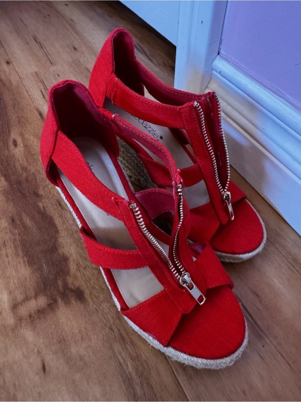 Red Wedge Heel Shoe Dazzle Size 6 Fit Like 6 In Half, new without tags
